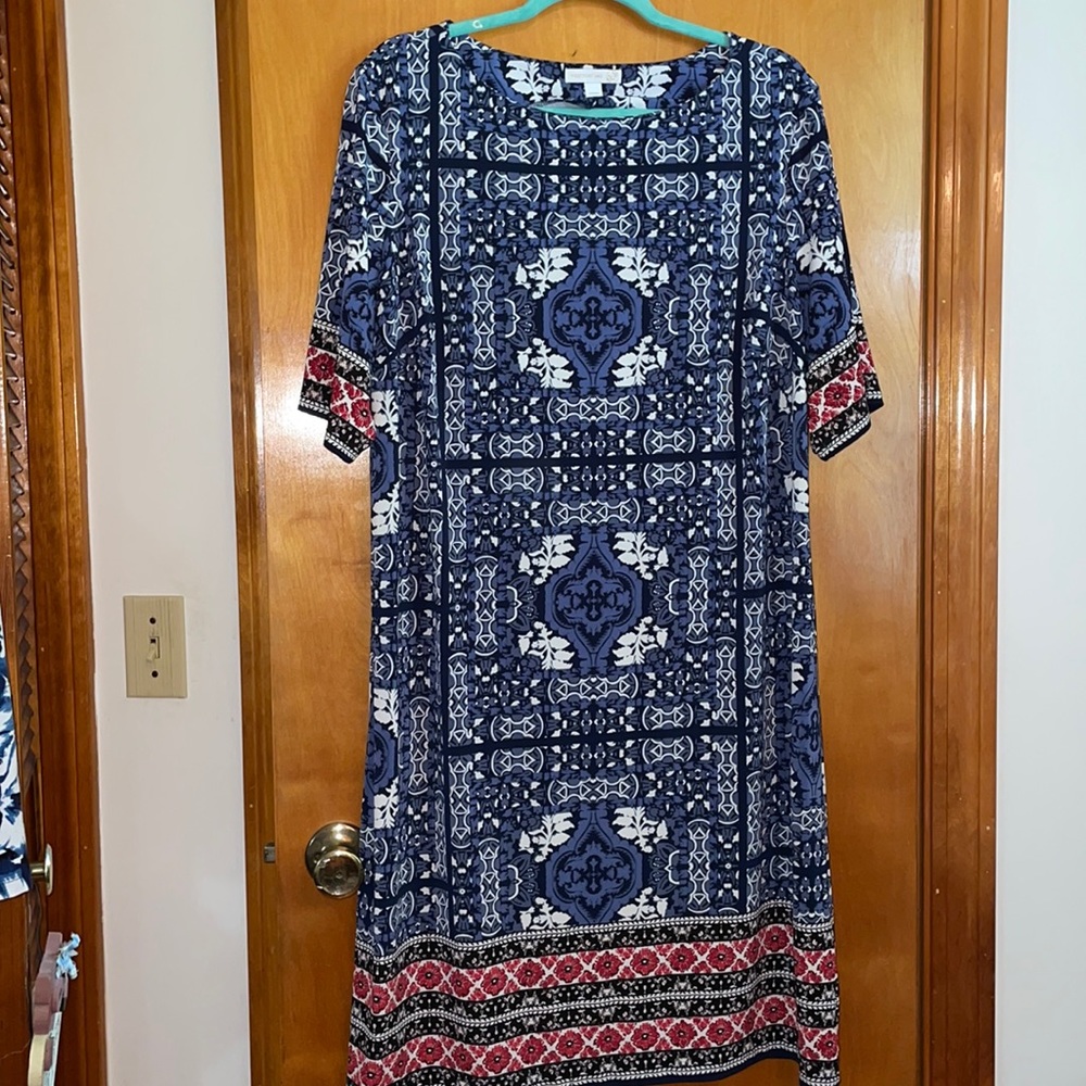 Blue and white printed short sleeve dress